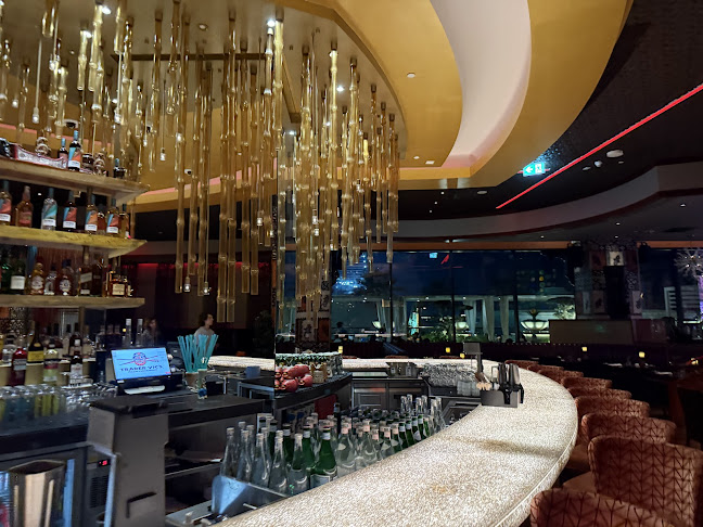 Trader Vic's Palm Jumeirah - Hospitality and gastronomy