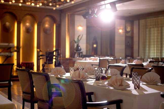 Min Zaman - Hospitality and gastronomy