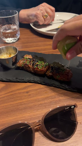 Opinii despre 11 Woodfire în Dubai - Hospitality and gastronomy