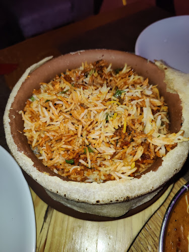 Opinii despre B-Town Restro Bar - Al Nahda în Dubai - Hospitality and gastronomy