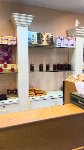 Opinii despre Iranian Sweets Palace în Dubai - Hospitality and gastronomy