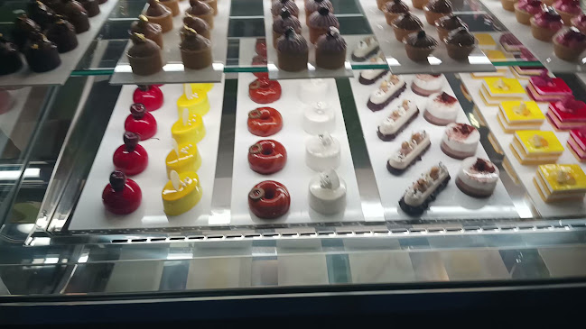 Opinii despre Shalimar Bakery llc în Ajman - Hospitality and gastronomy