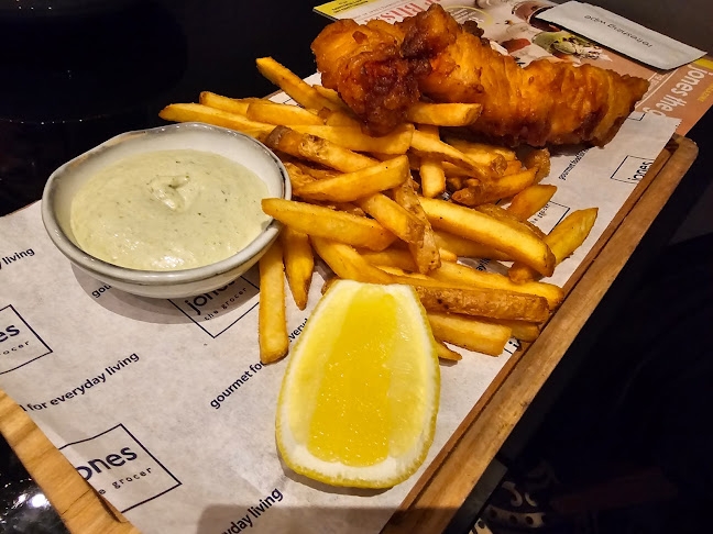 jones the grocer Dusit Thani Hotel - Dubai