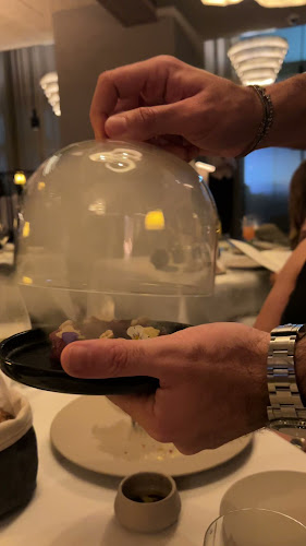 57RF+5P3 - Sheikh Mohammed bin Rashid Blvd - Downtown Dubai - Dubai