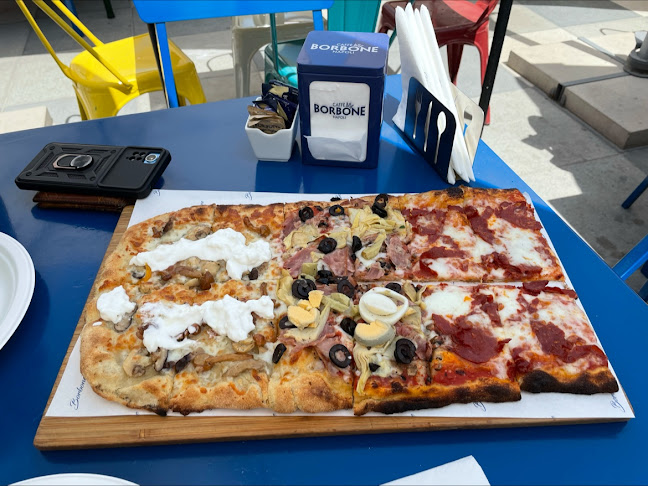 Borbone Pizzeria & Caffe, Kite Beach