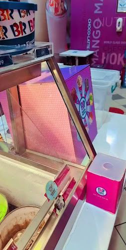 Opinii despre Baskin Robbins în Abu Dhabi - Hospitality and gastronomy