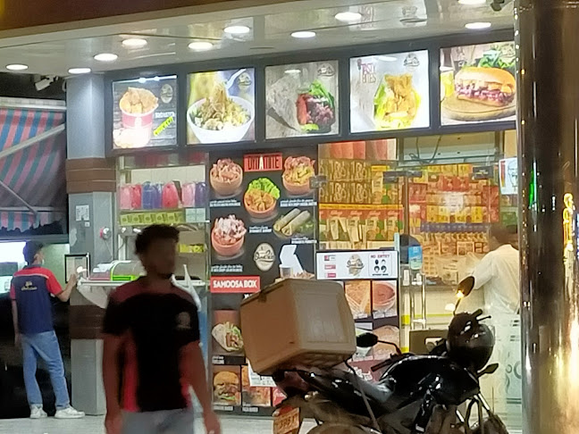 Opinii despre Shabab Al Khan Cafeteria în Sharjah - Hospitality and gastronomy