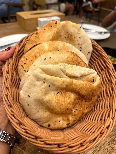 Comentarii opinii despre Tasha Restaurant مطعم طشه