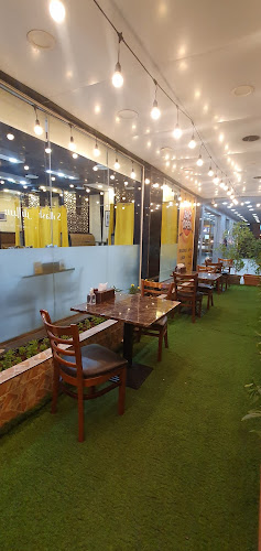 Comentarii opinii despre Warsan Mandi Restaurant