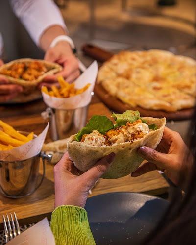 Opinii despre Arabiska Restaurant & Cafe în Dubai - Hospitality and gastronomy