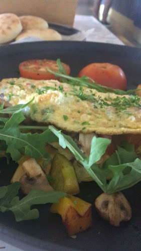 Opinii despre Du Roi Coffee & Resto în Abu Dhabi - Hospitality and gastronomy