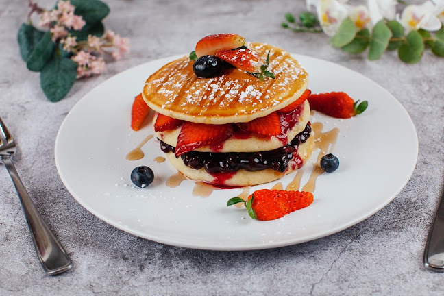 Breaking Bread Dubai