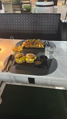 Comentarii opinii despre The Masked Chef