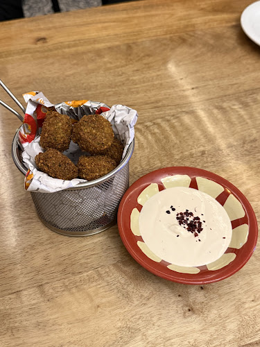 Comentarii opinii despre Ataba Restaurant مطعم عتابا