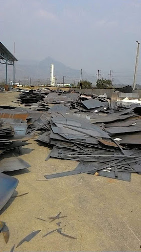 Comentarii opinii despre Jhumra for scrap and metal trading llc