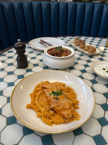The Copper Table Bistro | Al Zahia