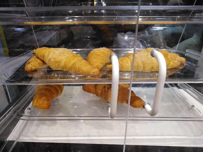 Opinii despre Sanabel Alkhair Bakery (مخبز سنابل الخير) în Sharjah - Hospitality and gastronomy