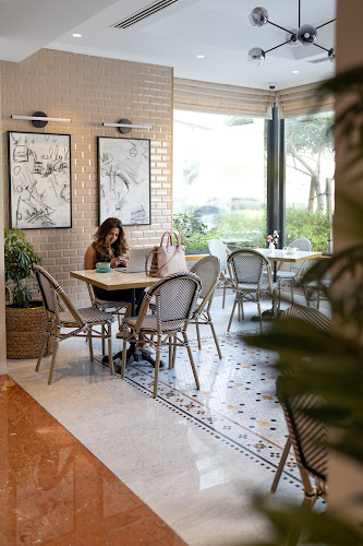 Knead Bakery & Patisserie