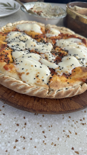 Beirut Gate Lebanese Restaurant بوابة بيروت - Sharjah