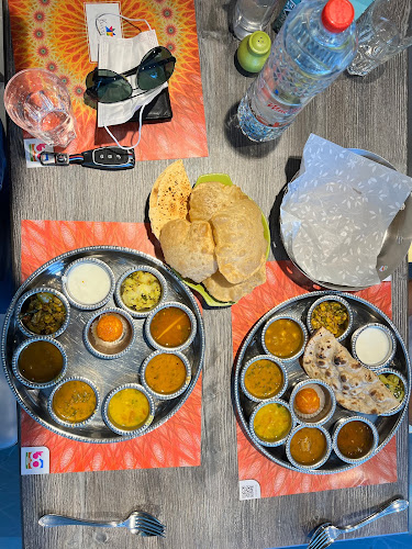 Kamat Vegetarian - Jumeirah Lake Towers - Dubai