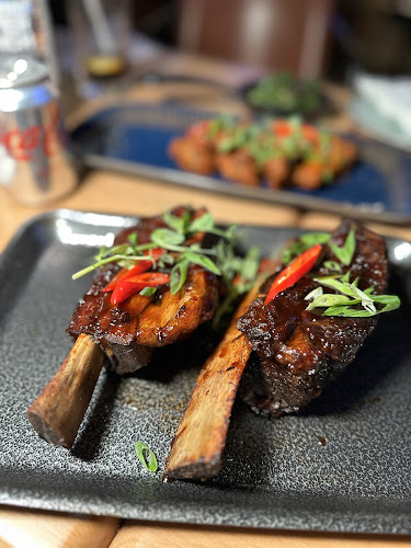 Comentarii opinii despre ICON Bar & Lounge