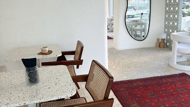 Opinii despre Jeer Cafe جير كافيه în Abu Dhabi - Hospitality and gastronomy