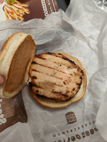 Burger King - Airport Terminal 3 - Hospitality and gastronomy