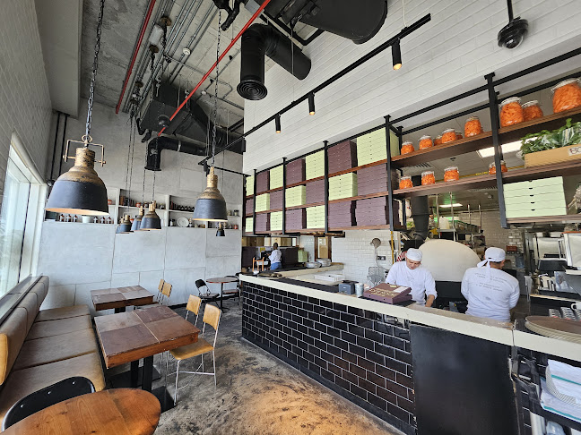 Moon Slice Pizza Dubai - Dubai