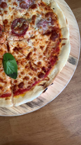 Opinii despre Gudee Pizza & Cafe în Abu Dhabi - Hospitality and gastronomy