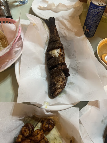 Comentarii opinii despre Hot Fish Restaurant Karama