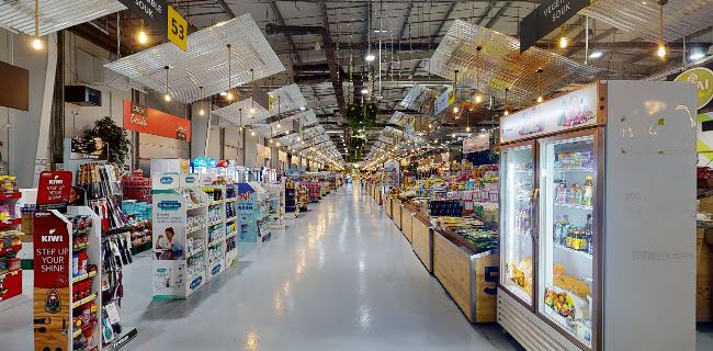 The Fresh Market - Sheikh Mohammed Bin Zayed Rd - Ras Al Khor Ind. Third - Ras Al Khor Industrial Area 3 - Dubai