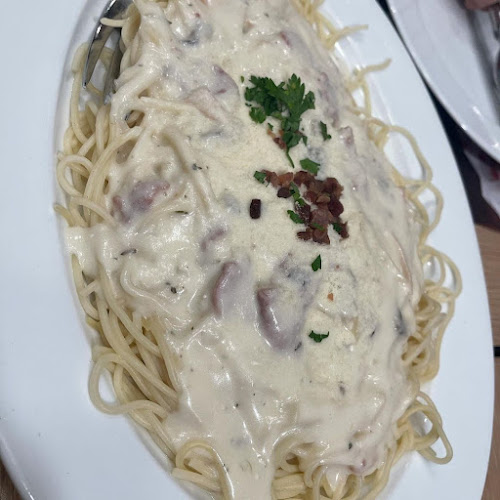 Shakey's Business Bay