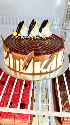 AL MANAL BAKERY LLC مخبز المنال - Hospitality and gastronomy