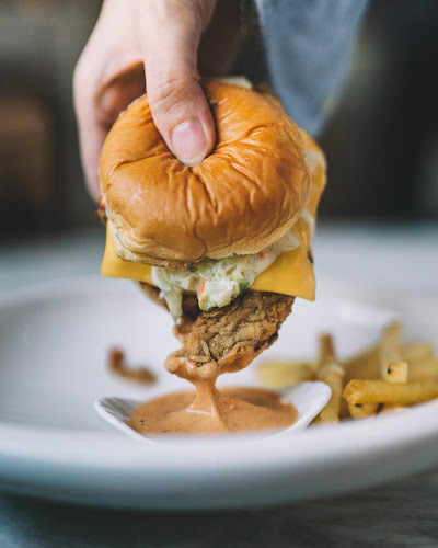 Comentarii opinii despre The Plate Restaurant