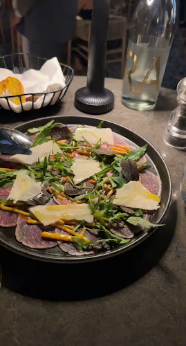 Urla Restaurant & Lounge - Dubai