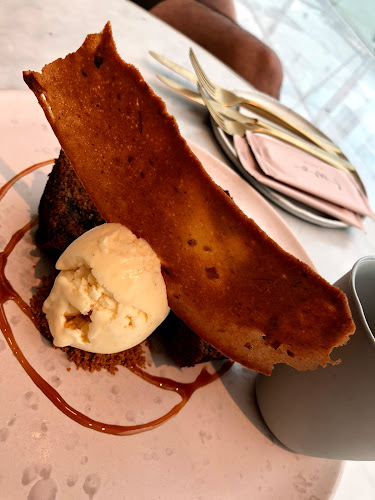 Two Bistro - Hospitality and gastronomy