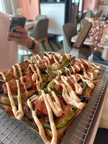 Raia' St - Umm Suqeim - Jumeirah 3 - Dubai