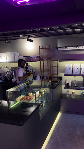 Opinii despre Brewtiful coffee în Abu Dhabi - Hospitality and gastronomy