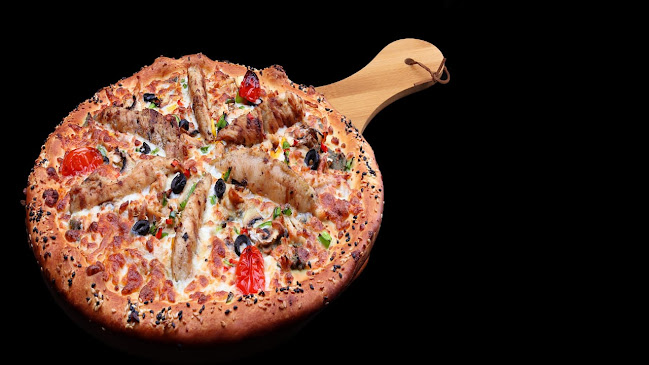 Pizza Mizza Restaurant - Hospitality and gastronomy