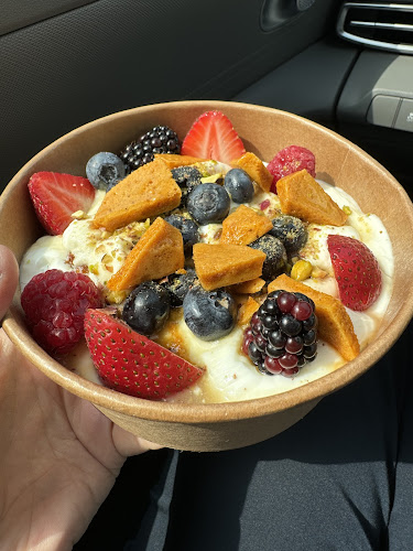 Risen Café and Artisanal Bakery, Dubai Marina