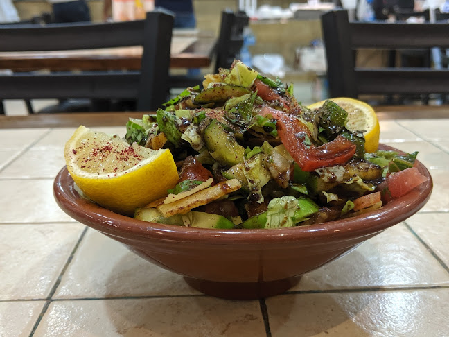 مطعم الروضة Al Rowdha Restaurant