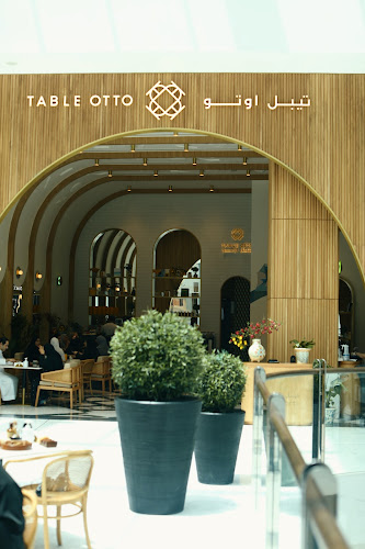 Table Otto - Dubai Mall