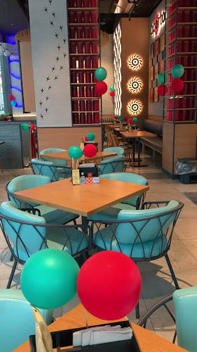 Oporto-Dubai Hills Mall - Hospitality and gastronomy