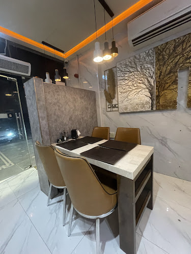 Albeiruty Palace Grill And Restaurant مطعم ومشاوي القصر البيروتي - Hospitality and gastronomy