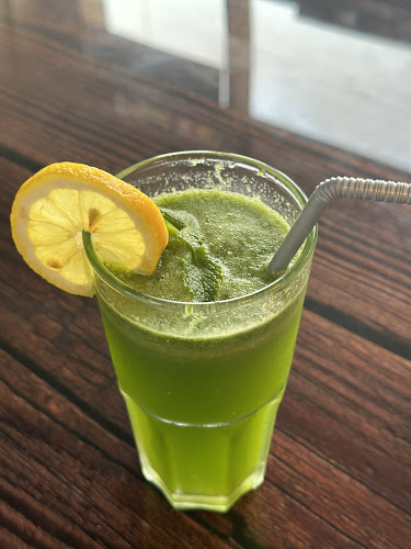 Al MELH Al AL ABYADH Pakistani restaurant