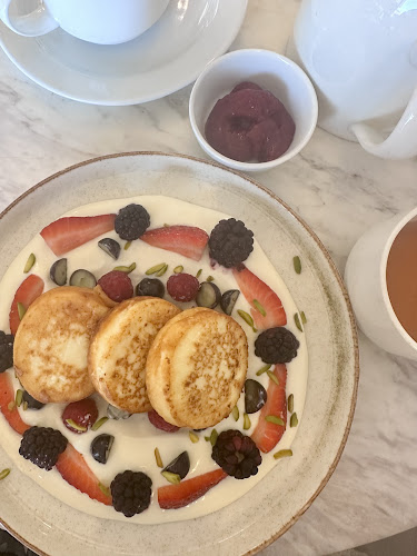 Comentarii opinii despre Katrina Sweets and Confectionery (Coffee and Cakes) - Dubai Hills