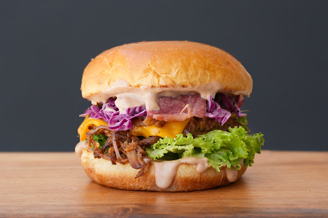 Lake Level - Inside Pizza Di Rocco - Unit 15 - Cluster M - Jumeirah Lake Towers - Dubai