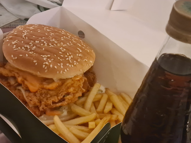 Opinii despre محارة البحر كفيتيريا Seashell Cafeteria‎ în Abu Dhabi - Hospitality and gastronomy