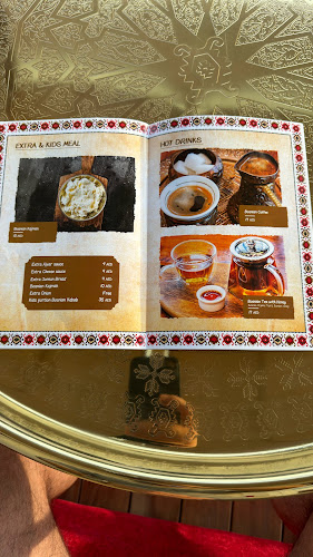 F83Q+J33 - Al Bateen - W35 - Abu Dhabi