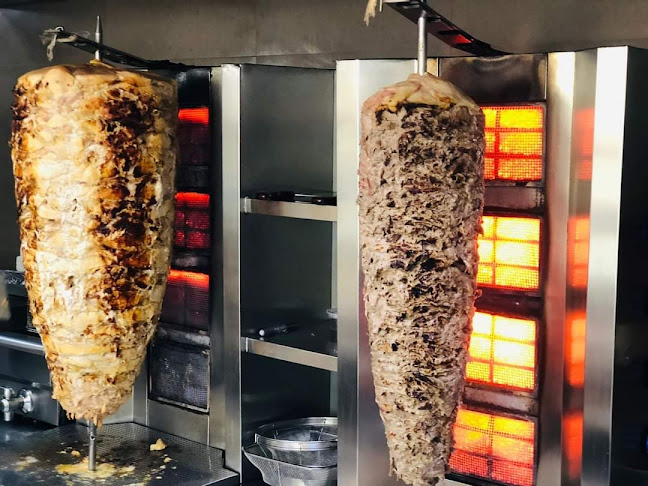 Shawarma al karmel skycourt / شاورما الكرمل سكاي كورتس - Dubai
